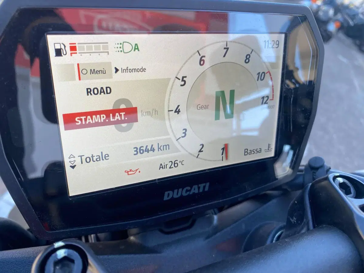 Ducati Monster 890 (2026) (3)