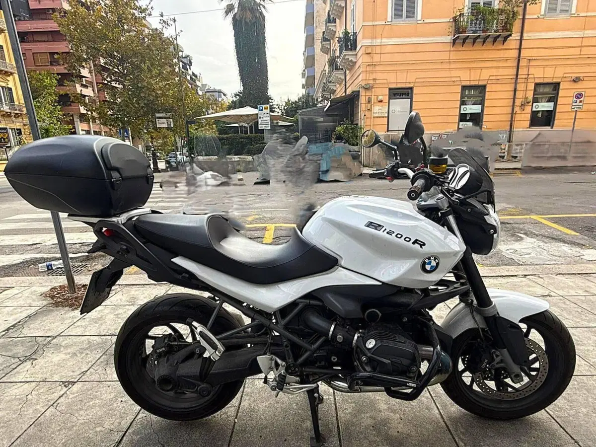 Bmw R 1200 R (2011 - 14) (2)