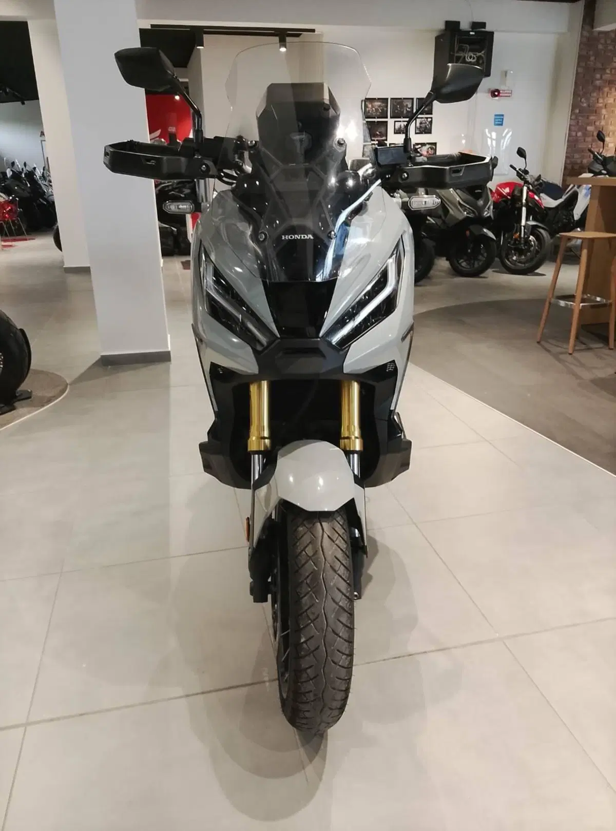 Honda X-ADV 750 DCT (2021 - 24) (3)