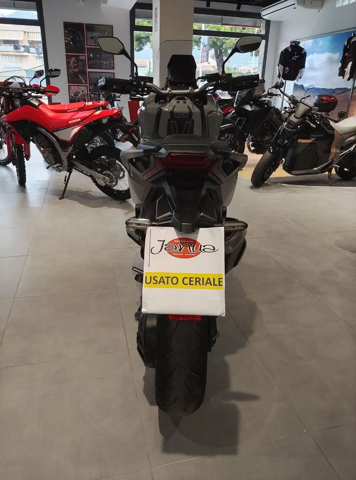 Honda X-ADV 750 DCT (2021 - 24) (4)