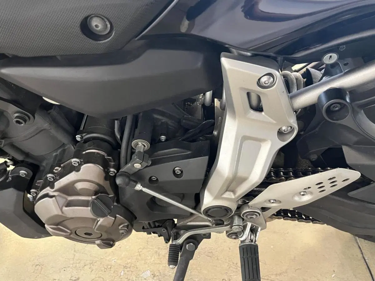 Yamaha MT-07 (2014 - 16) (9)