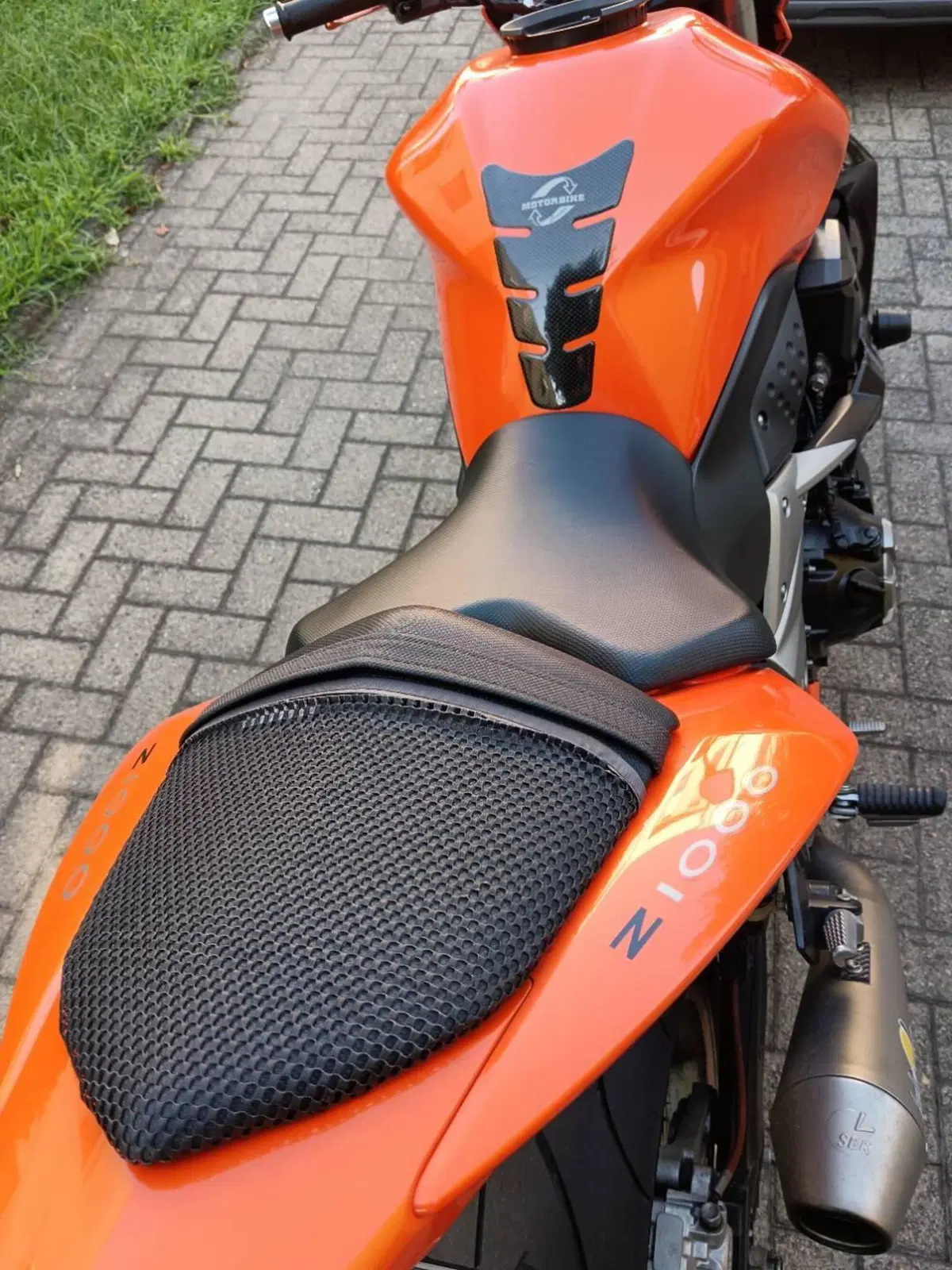 Kawasaki Z 1000 (2007 - 09) (4)