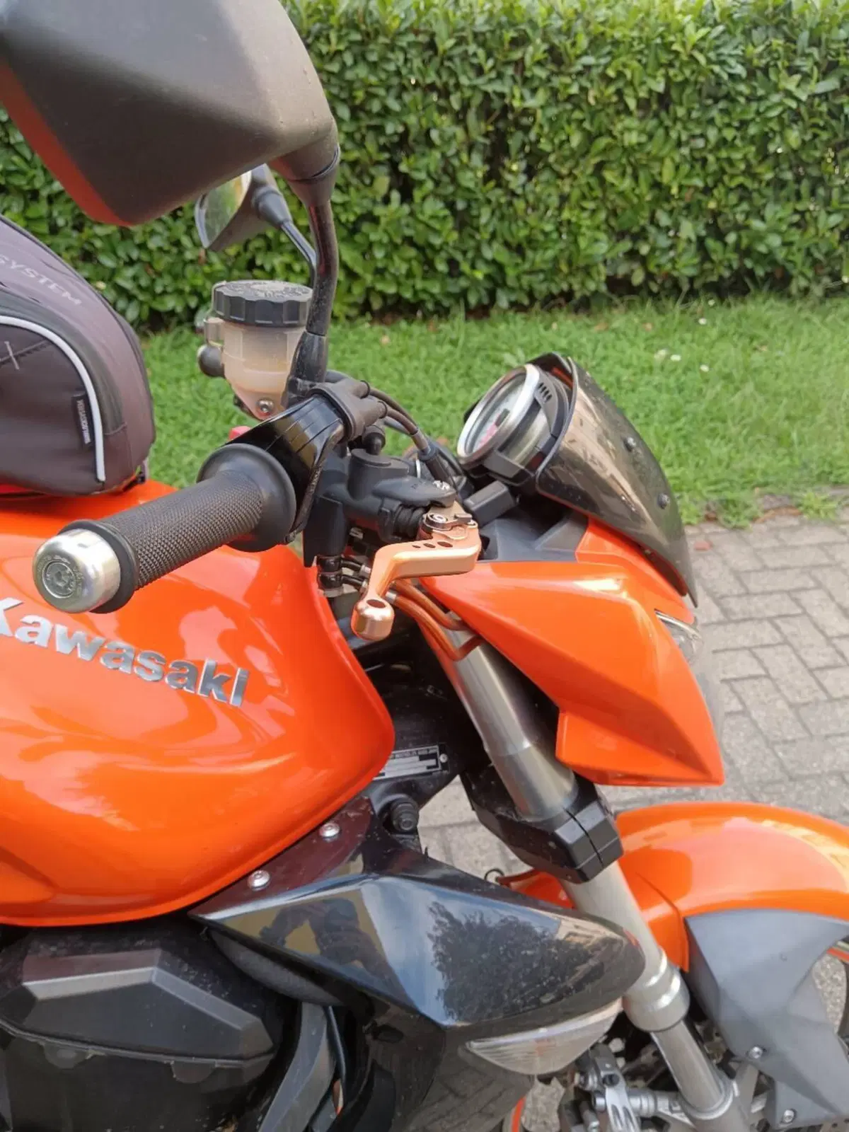 Kawasaki Z 1000 (2007 - 09) (6)