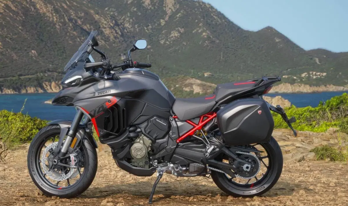Ducati Multistrada V4 S Grand Tour (2027)