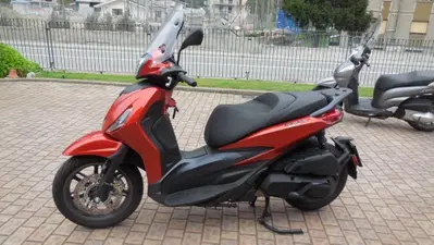 Piaggio Beverly 400 S ABS-ASR (2021 - 24) usata