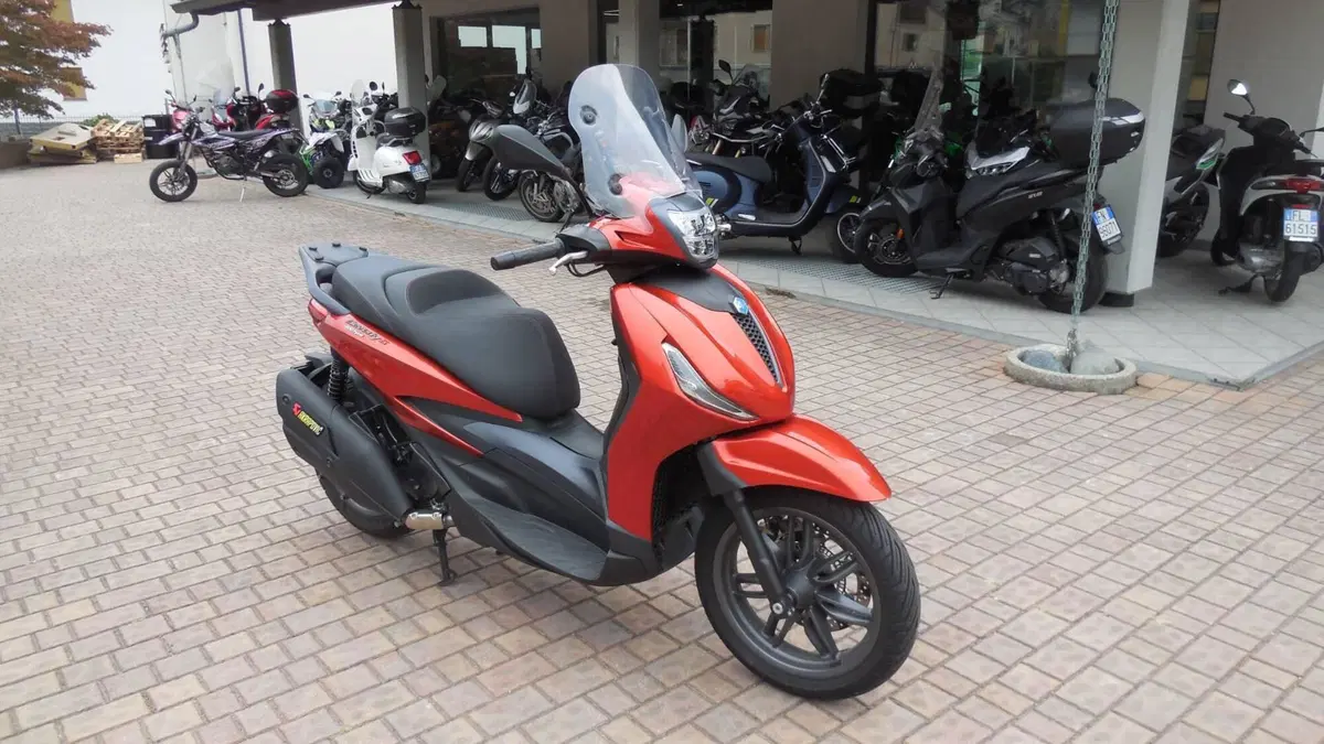 Piaggio Beverly 400 S ABS-ASR (2021 - 24) (3)
