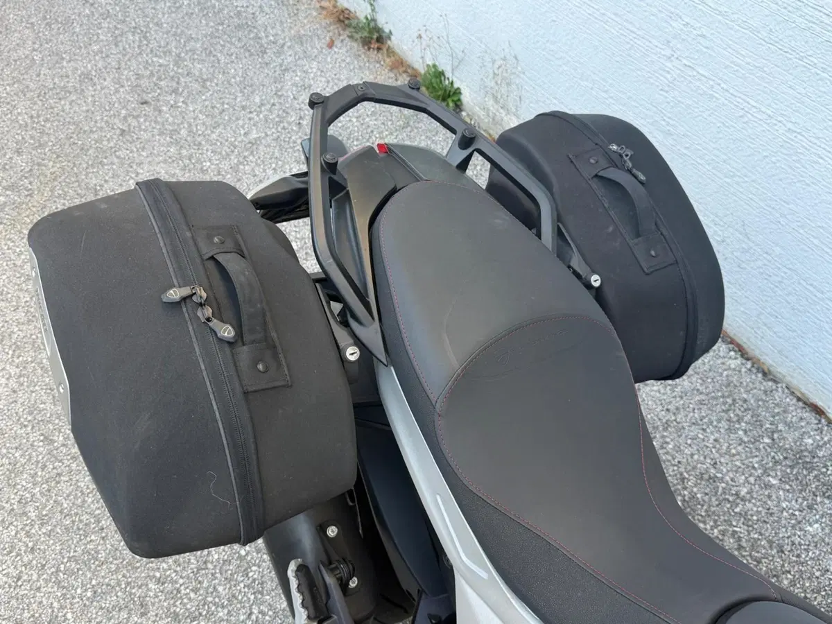Ducati Hyperstrada 939 (2016 - 18) (7)