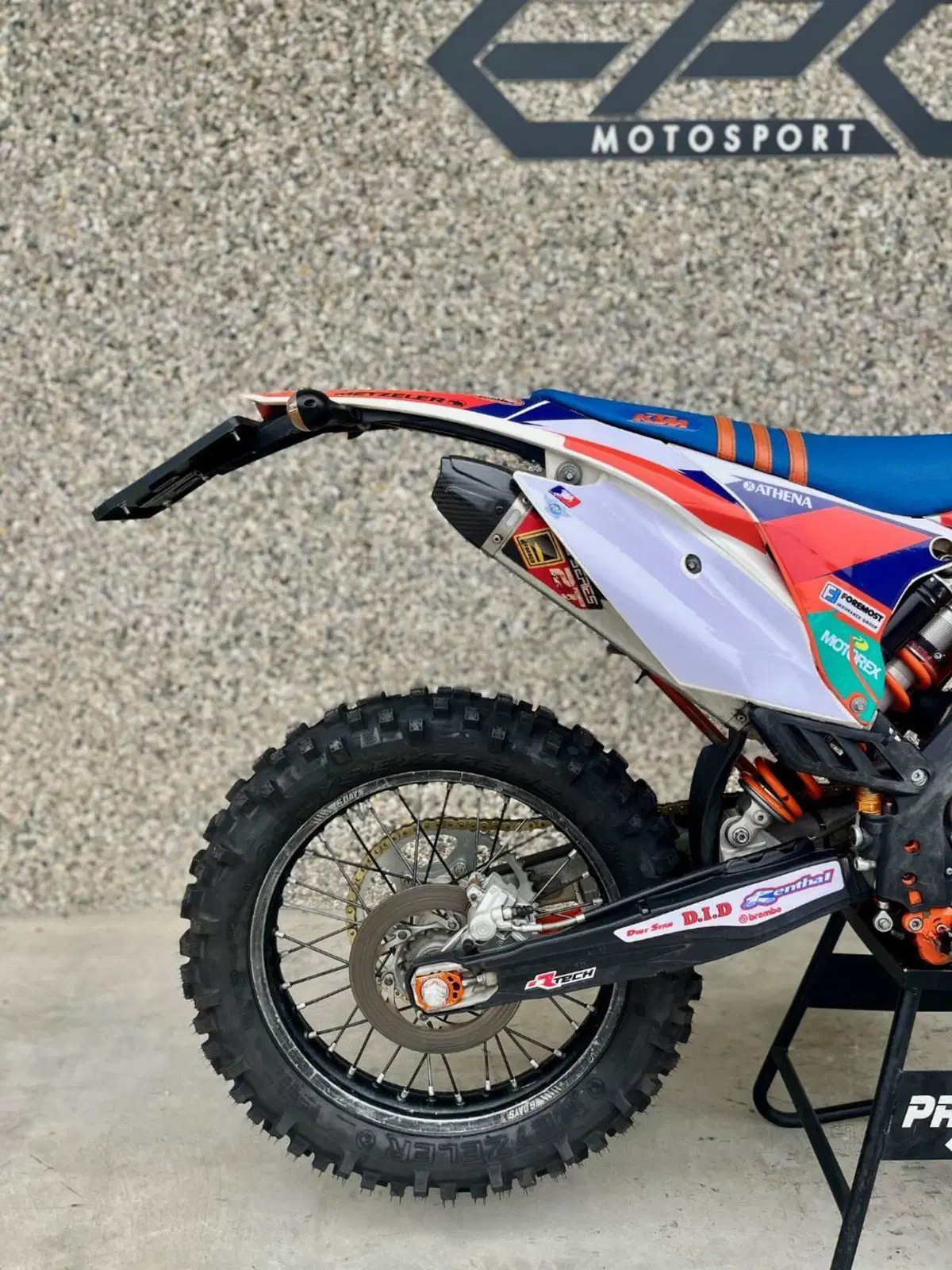 KTM 125 EXC Six Days (2015) (12)