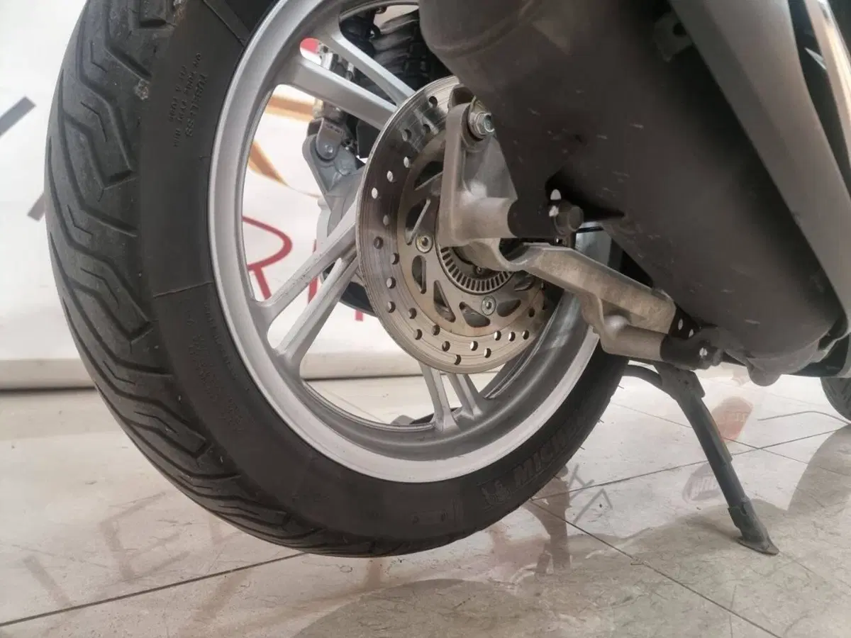 Honda SH 150i (2020 - 23) (8)