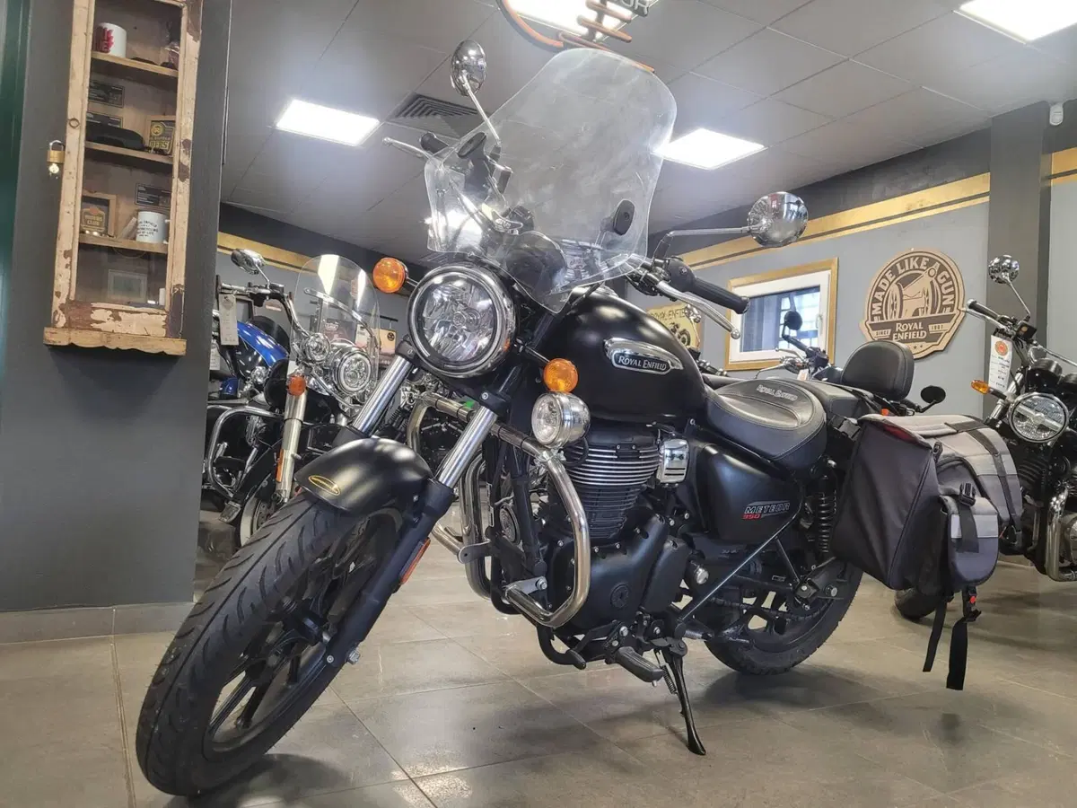 Royal Enfield Meteor 350 (2021 - 26) (2)
