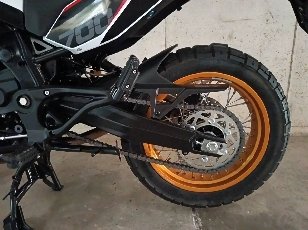 Moto Morini X-Cape 700 Gold Edition (2025 - 26) (9)