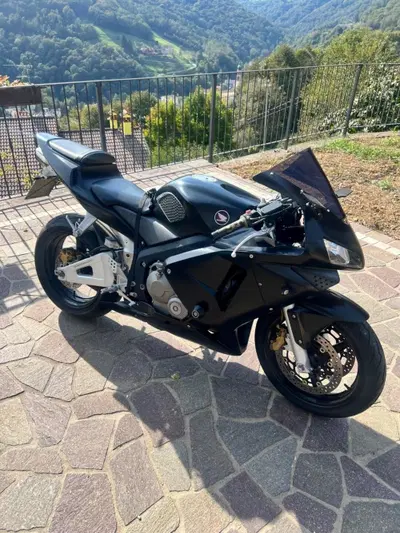 Honda CBR 600 RR (2003 - 04) usata