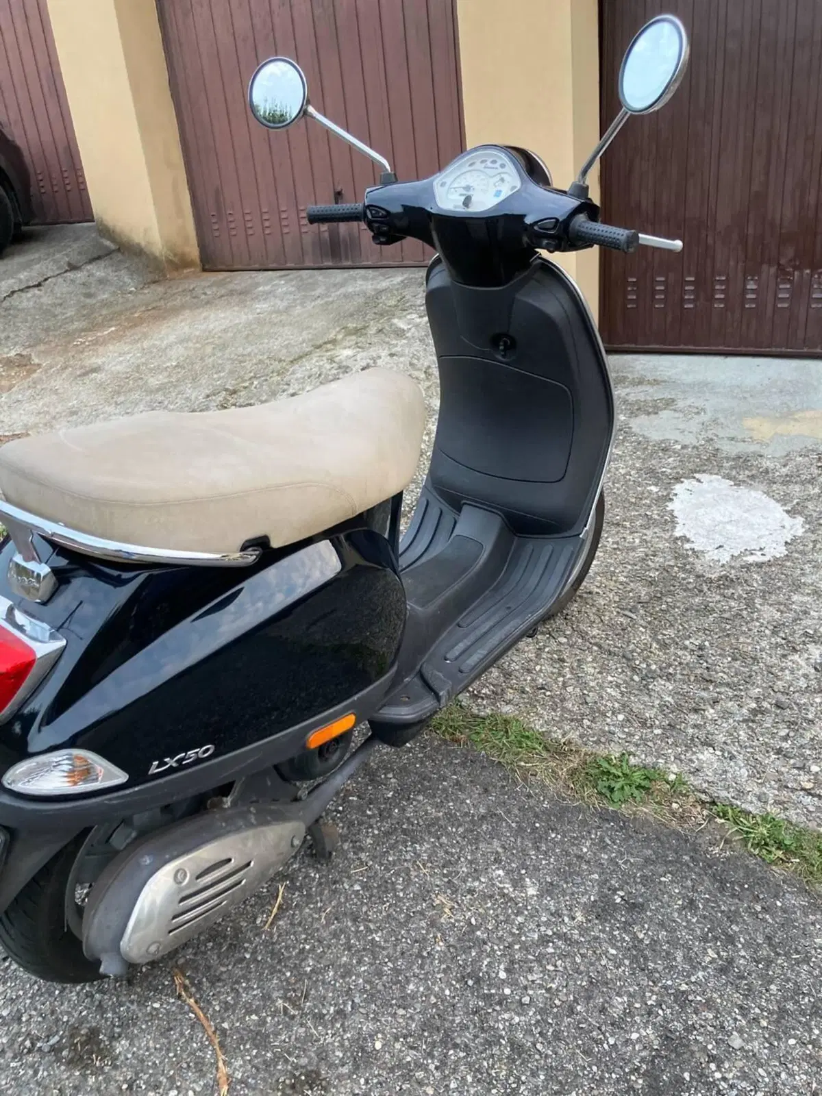 Vespa LX 50 4T (2009 - 14) (2)