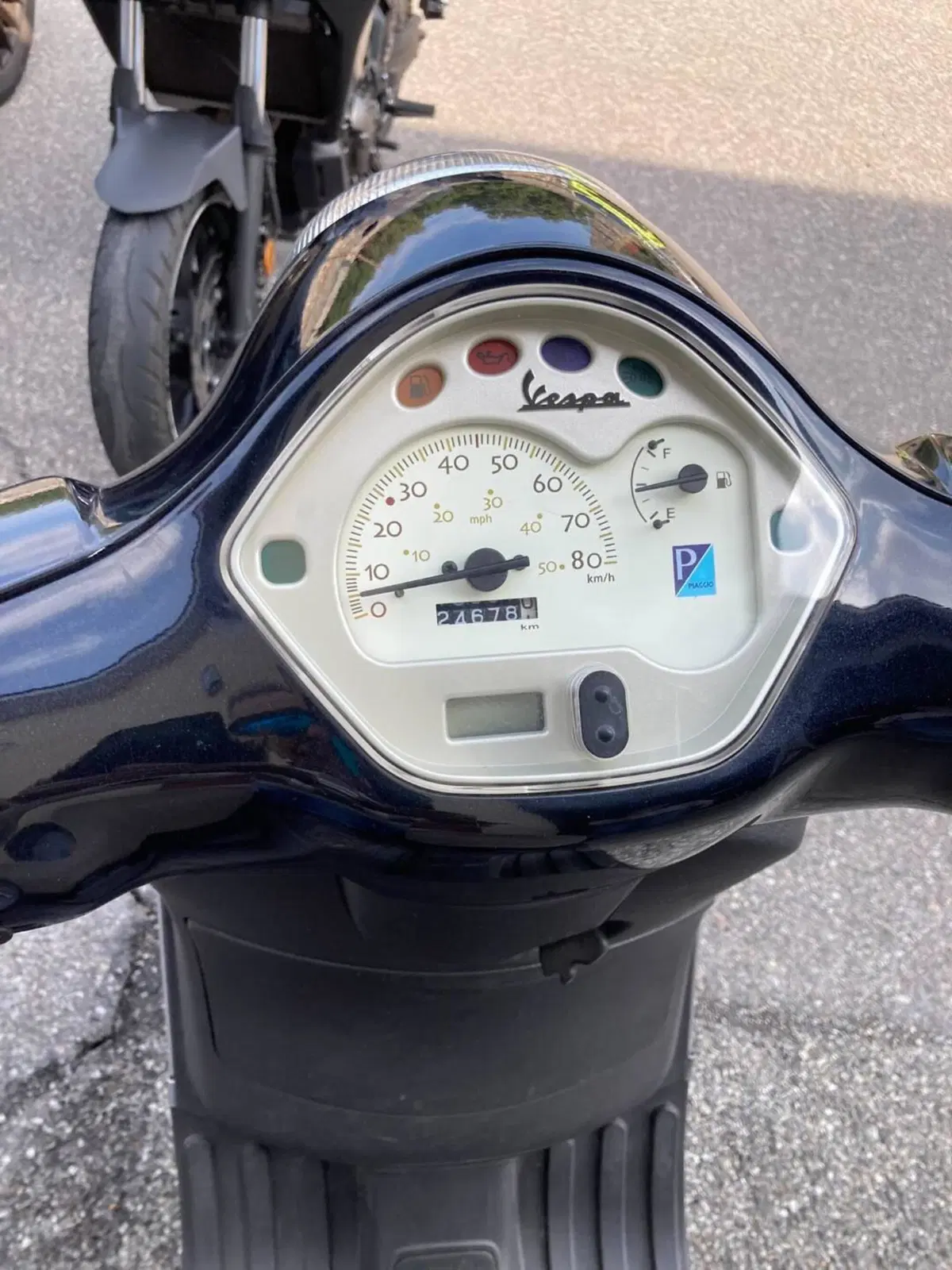 Vespa LX 50 4T (2009 - 14) (4)