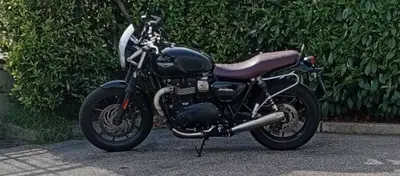 Triumph Street Twin 900 (2016) usata