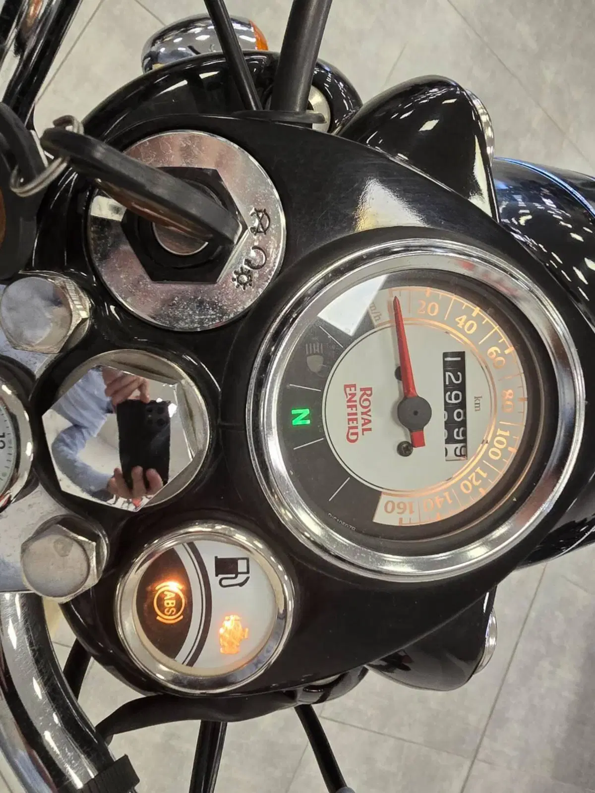 Royal Enfield Classic 500 EFI (2017 - 20) (5)