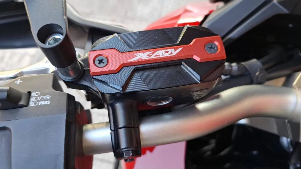 Honda X-ADV 750 DCT (2021 - 24) (11)