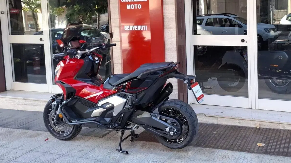 Honda X-ADV 750 DCT (2021 - 24) (18)