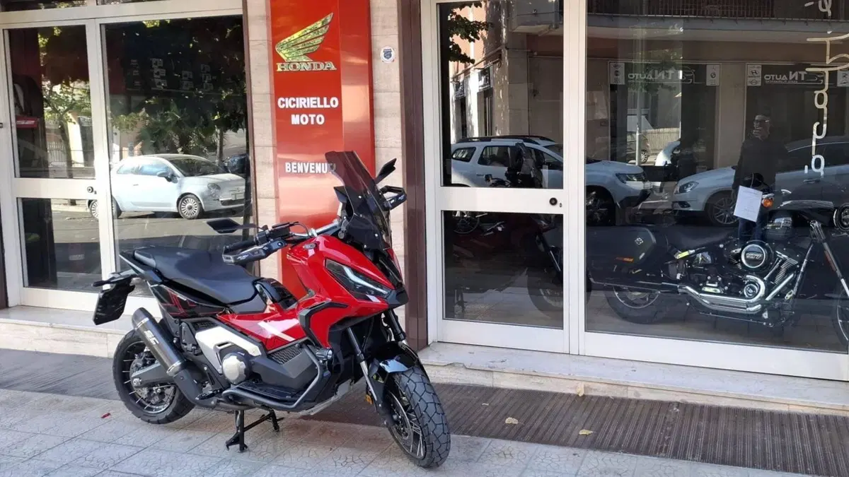 Honda X-ADV 750 DCT (2021 - 24) (19)