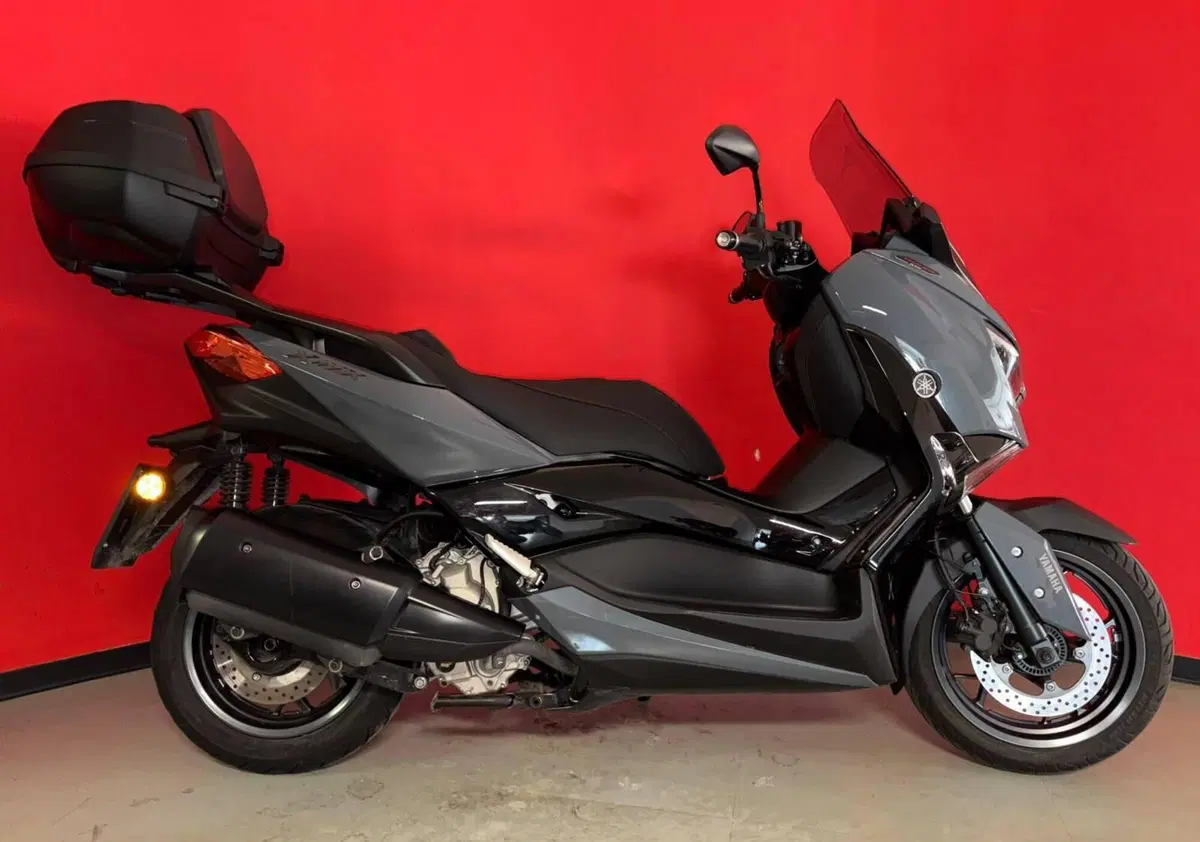 Yamaha X-Max 300 Tech Max (2021 - 24)