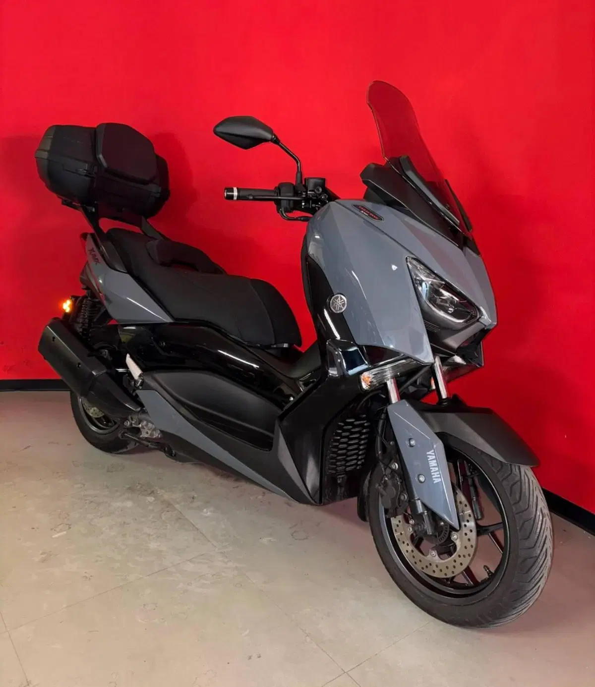 Yamaha X-Max 300 Tech Max (2021 - 24) (2)