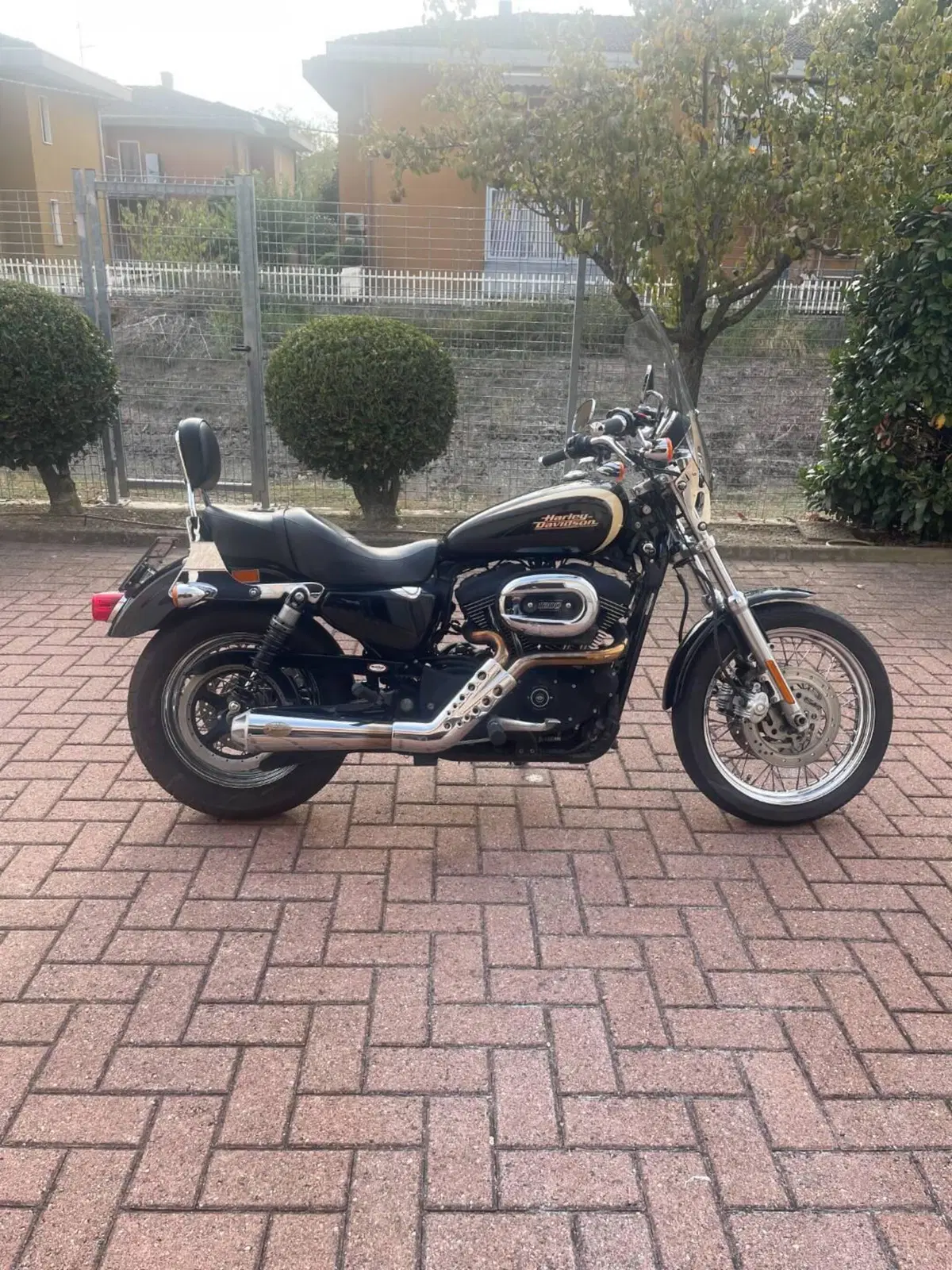 Harley-Davidson 1200 Roadster (2006 - 08) - XL 1200R