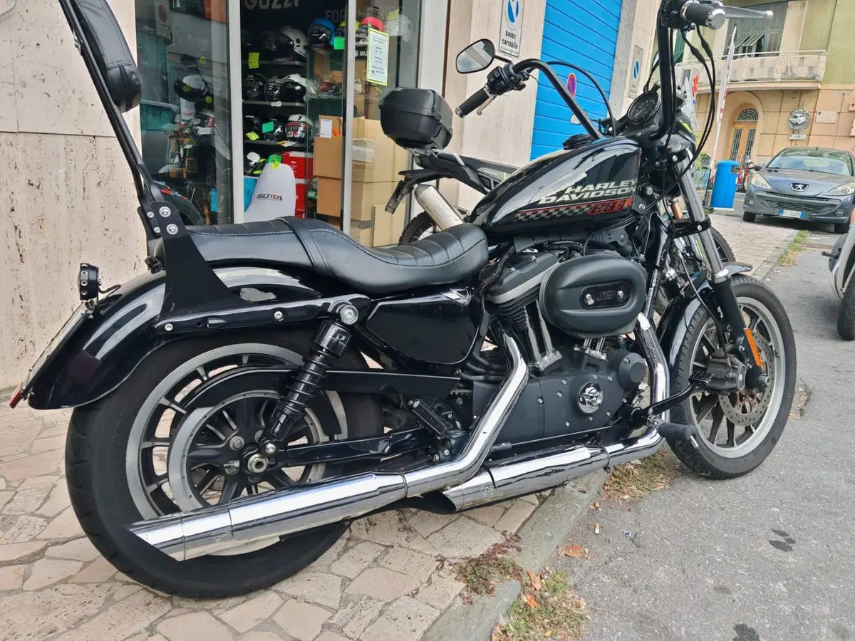 Harley-Davidson 883 R (2008 - 16) - XL 883R