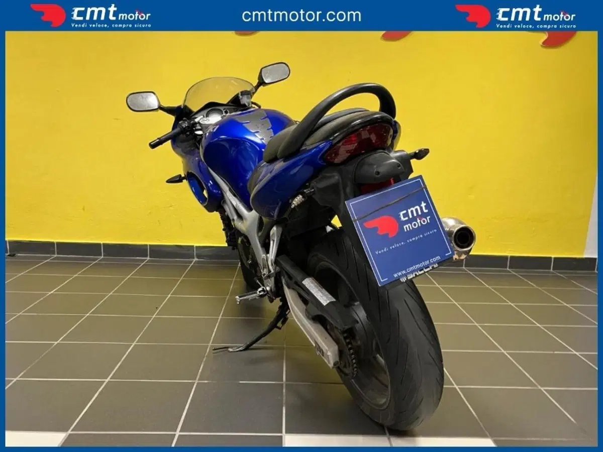 Suzuki SV 650 S (1999 - 02) (4)