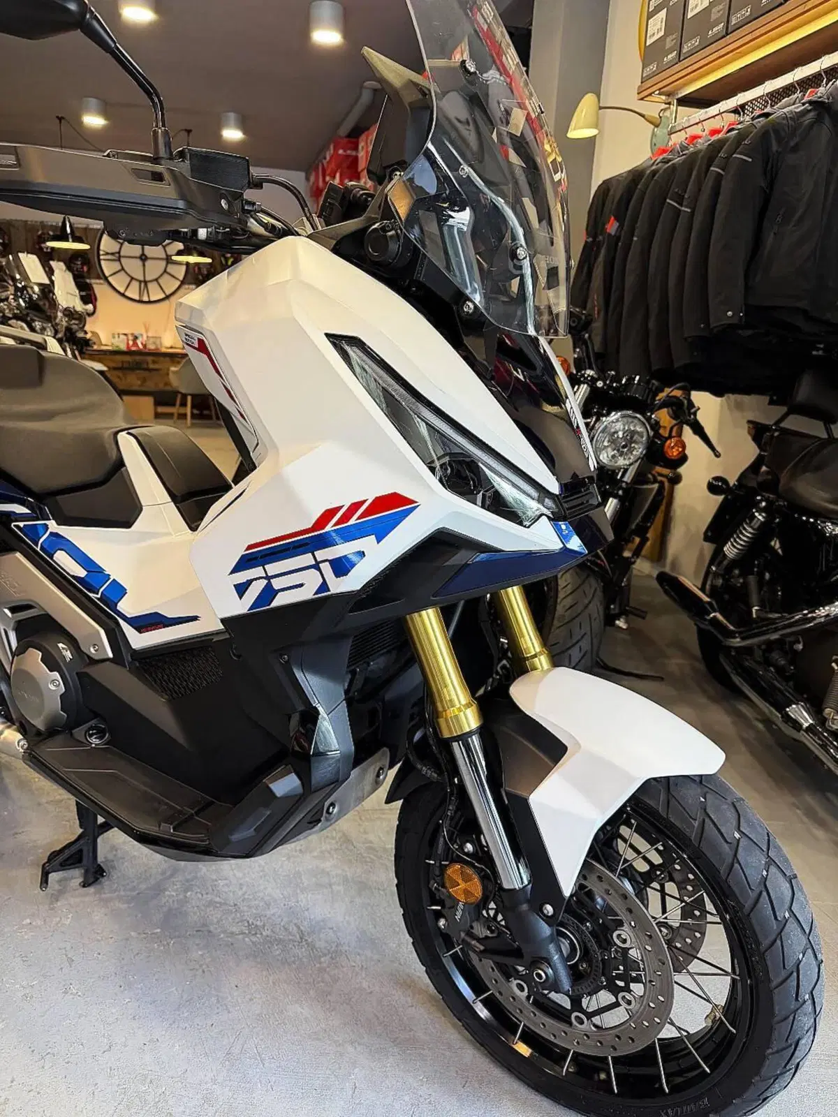 Honda X-ADV 750 Special Edition (2026 - 27) (3)