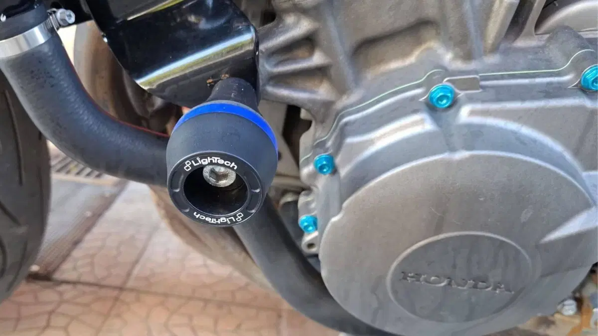 Honda Hornet 600 (2003 - 04) (4)