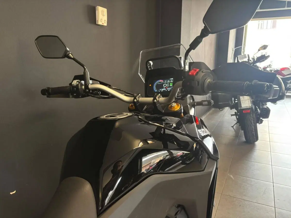 Suzuki V-Strom 800DE (2025 - 26) (5)