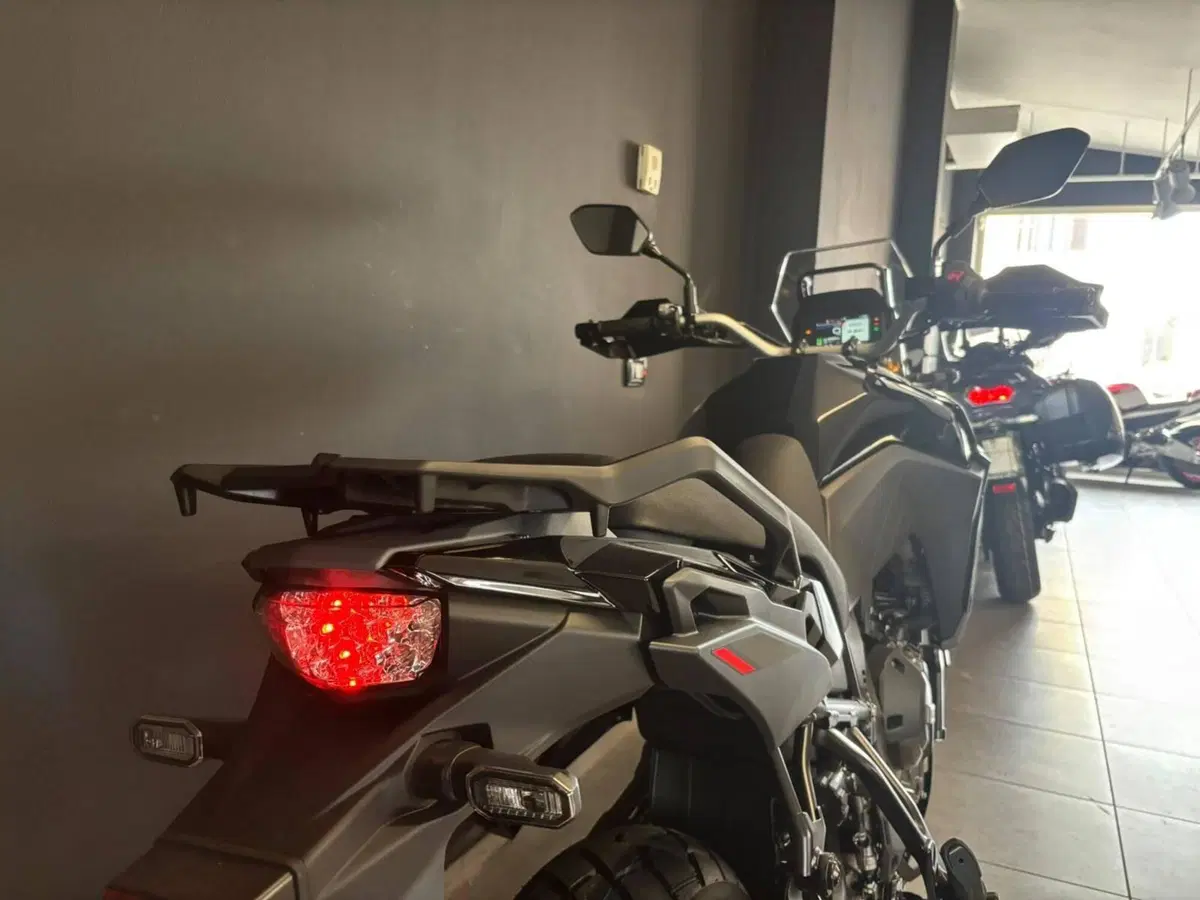 Suzuki V-Strom 800DE (2025 - 26) (6)