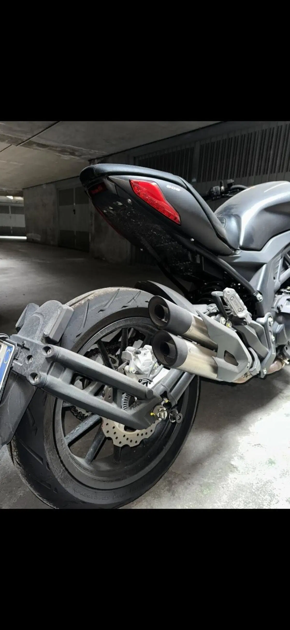 Benelli 502 C (2021 - 25) (2)