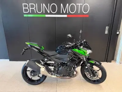 Kawasaki Z 400 (2023) usata