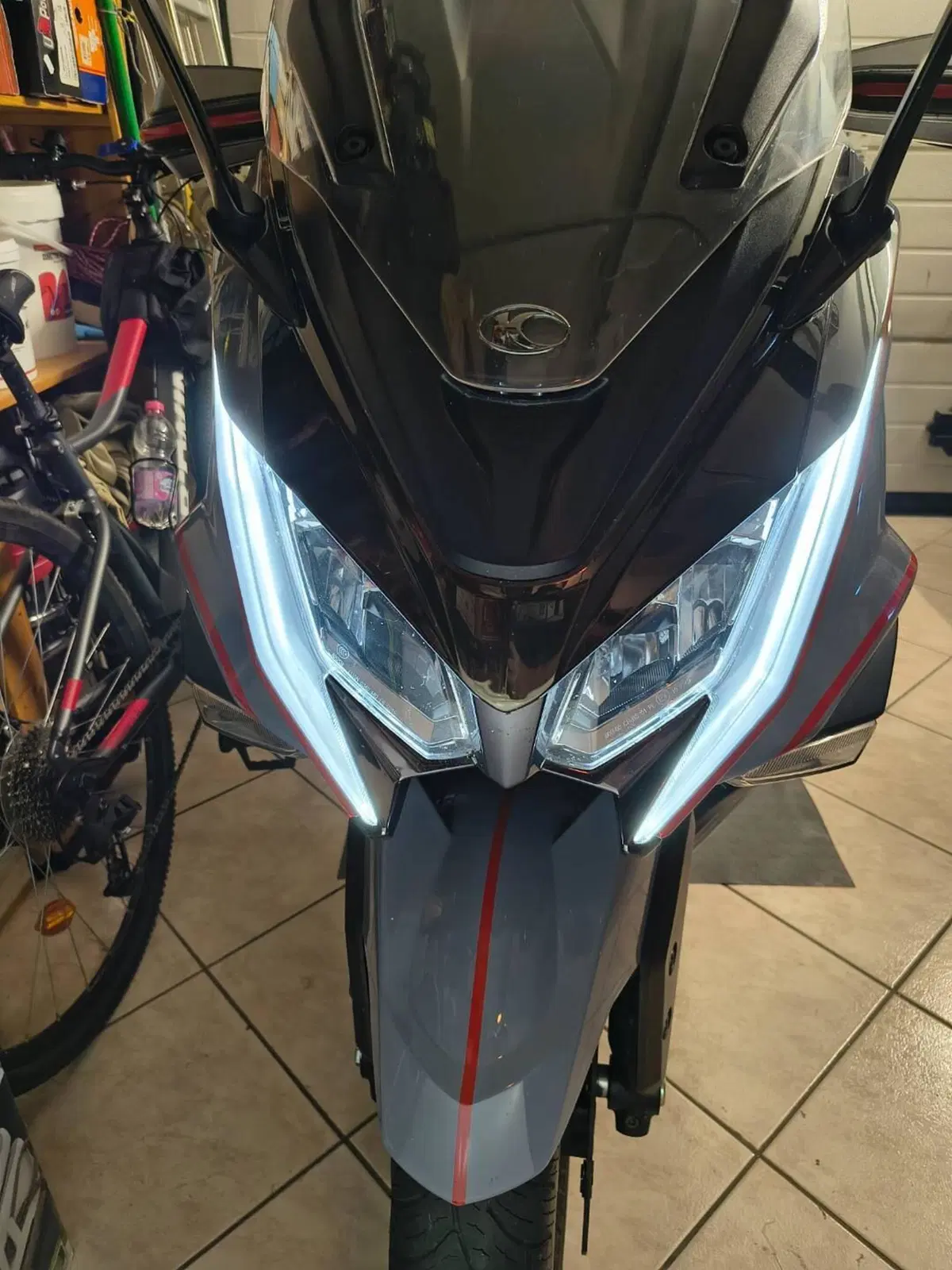 Kymco AK 550 (2017 - 19) (3)