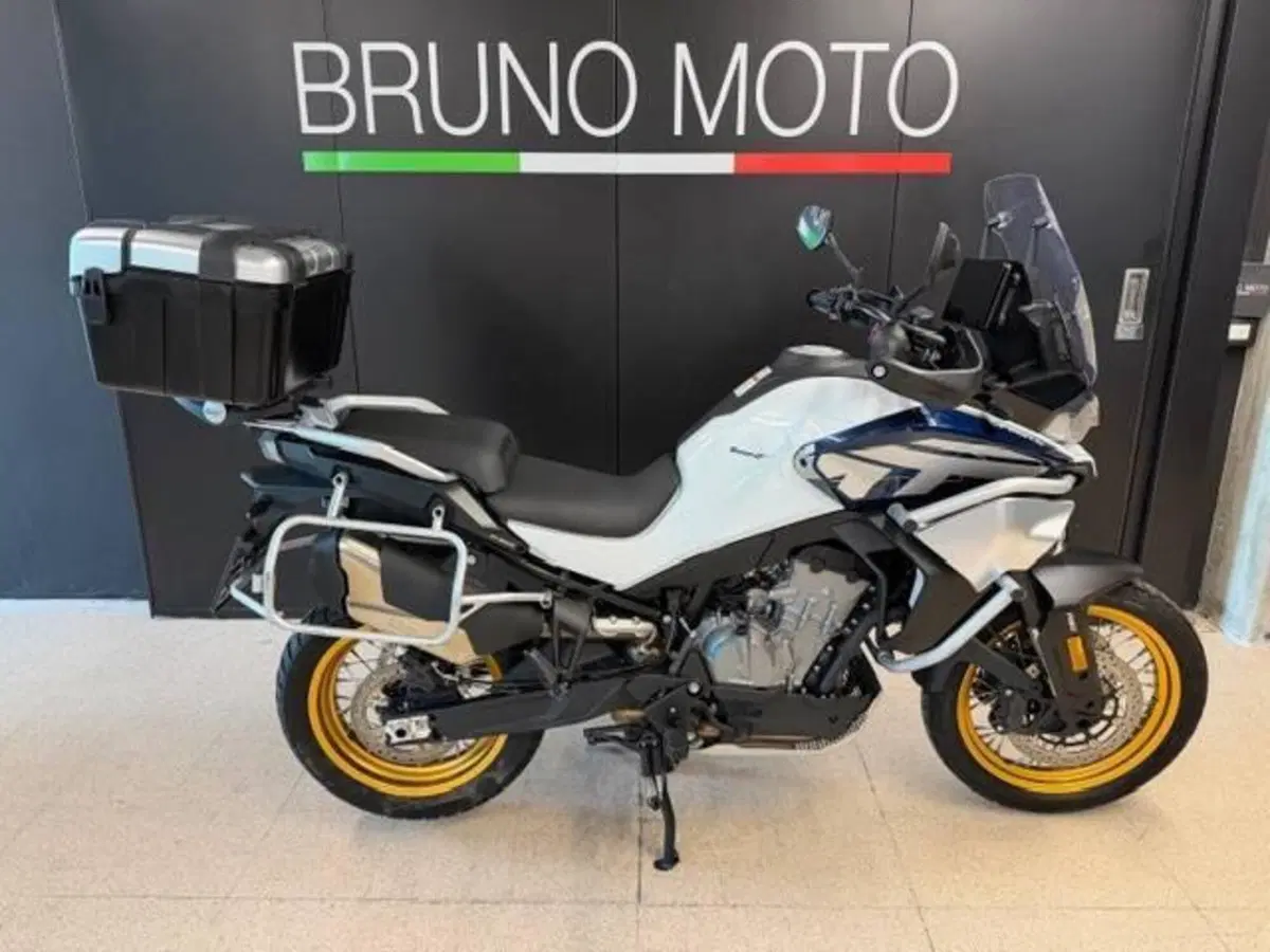 CFMOTO 800MT Explore (2023 - 26)