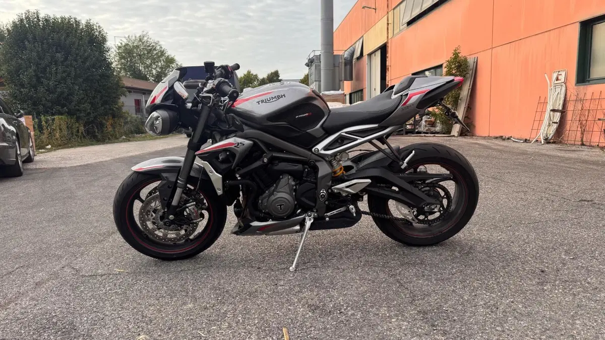 Triumph Street Triple RS (2020 - 22) (3)