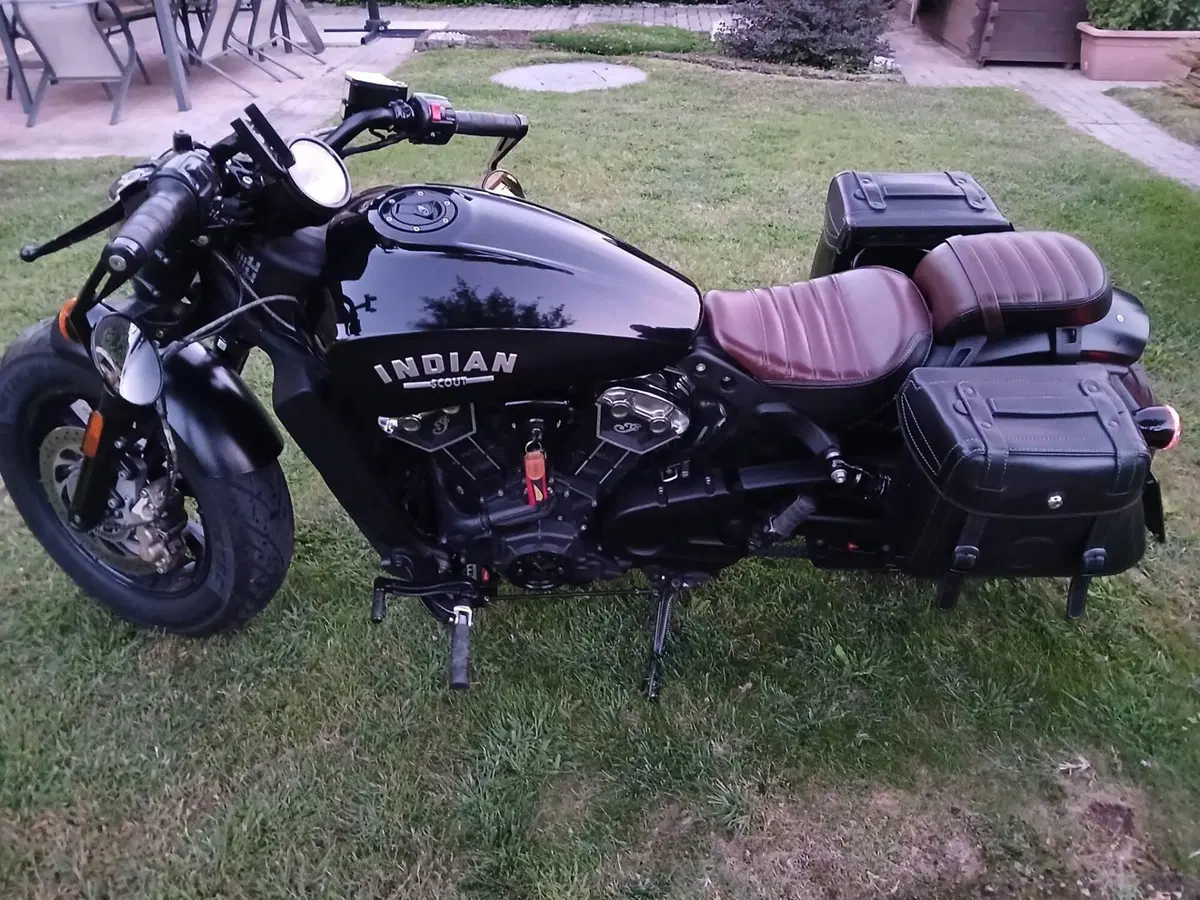 Indian Scout 1133 Bobber (2018 - 20) (4)