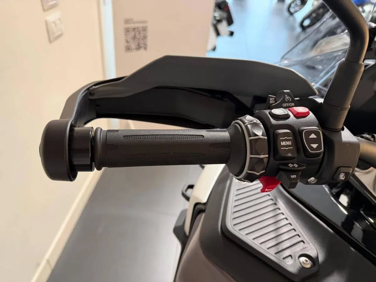 Bmw R 1300 GS Adventure ASA (2025 - 26) (7)