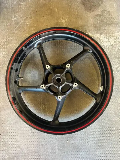 Cerchio anteriore Yamaha R6 2008/2009