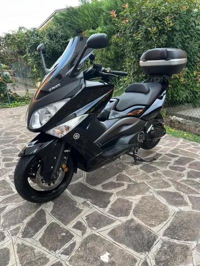 Yamaha T-Max 500 White Max (2010 - 11) usata