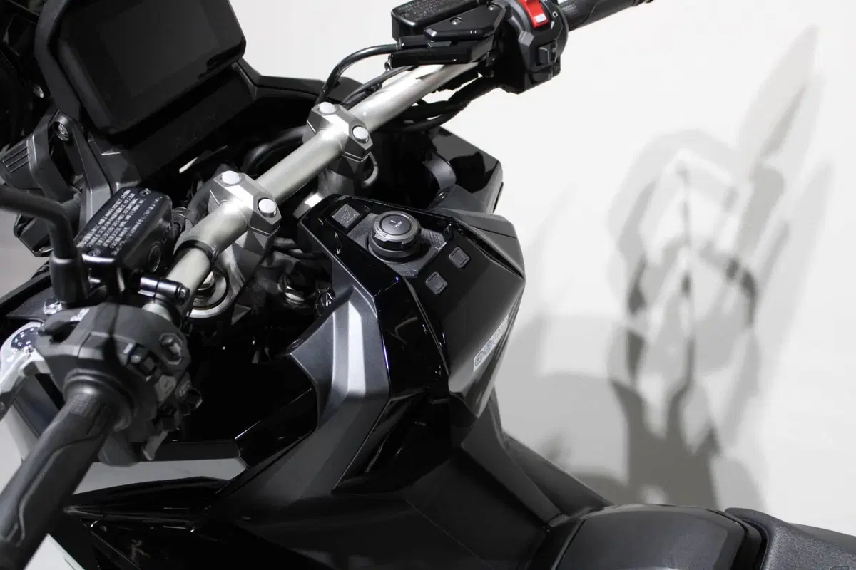 Honda X-ADV 750 (2025 - 27) (5)