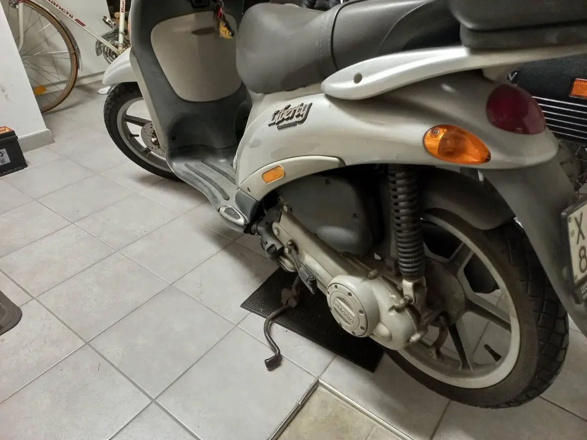 Piaggio Liberty 50 4T (2002 - 03) (7)