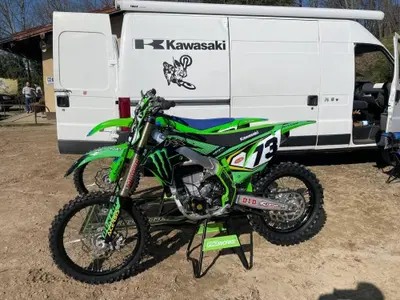 Kawasaki KX450F (2023) usata
