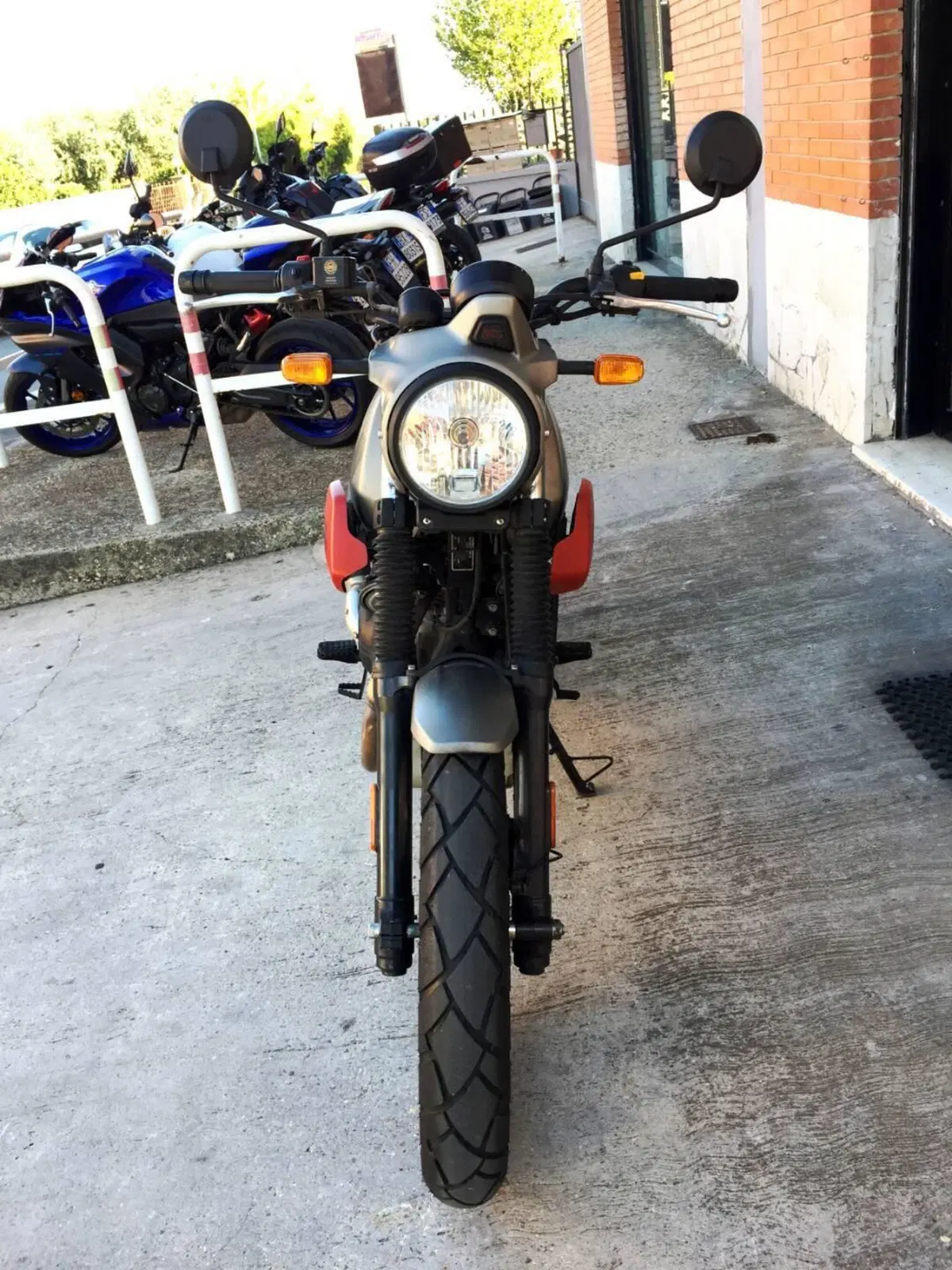 Royal Enfield Scram 411 (2022 - 24) (3)