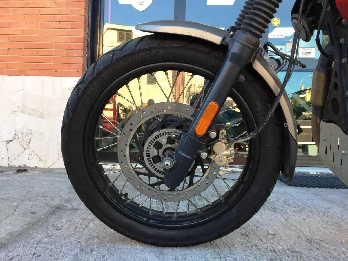 Royal Enfield Scram 411 (2022 - 24) (17)