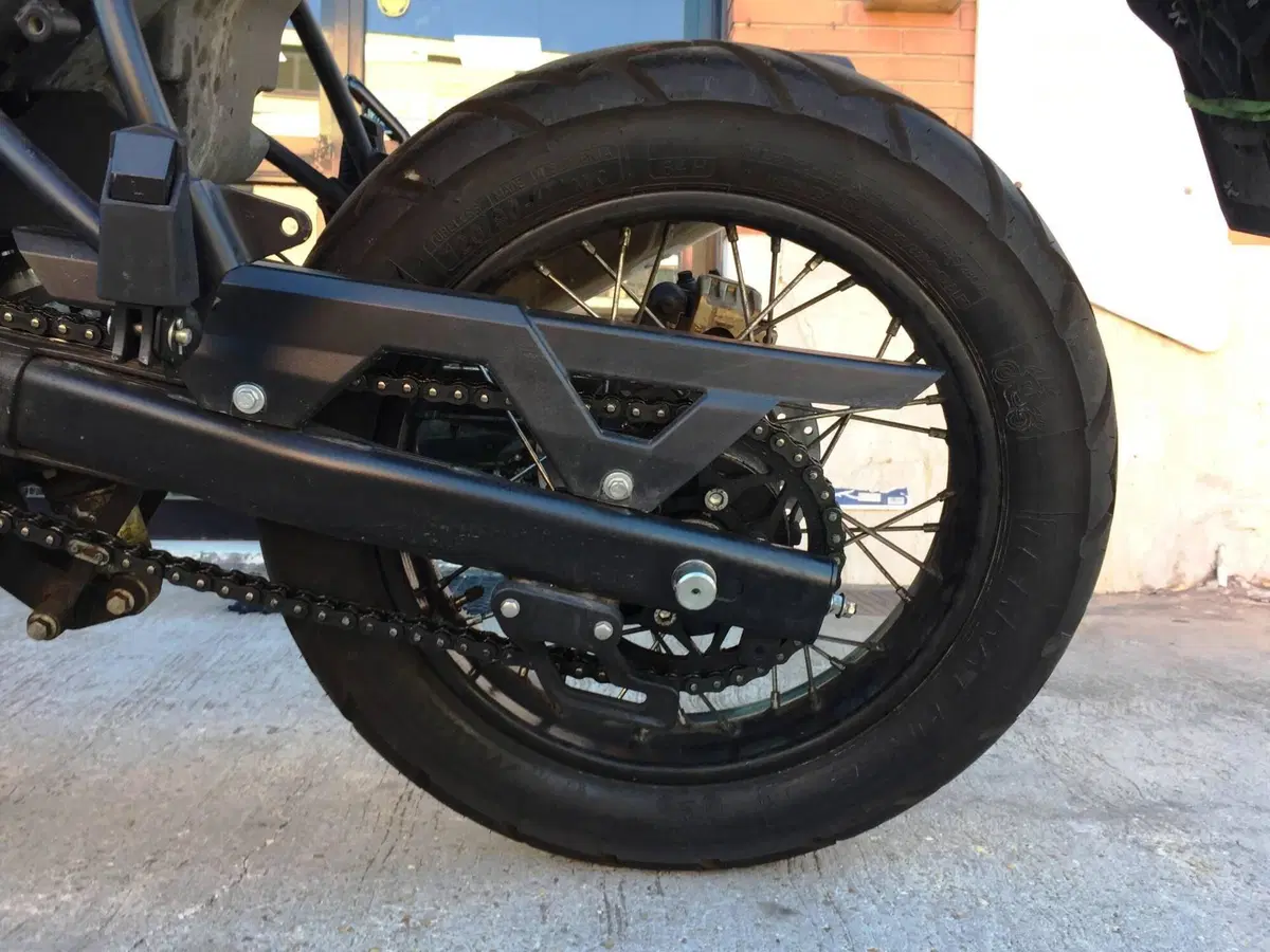 Royal Enfield Scram 411 (2022 - 24) (19)