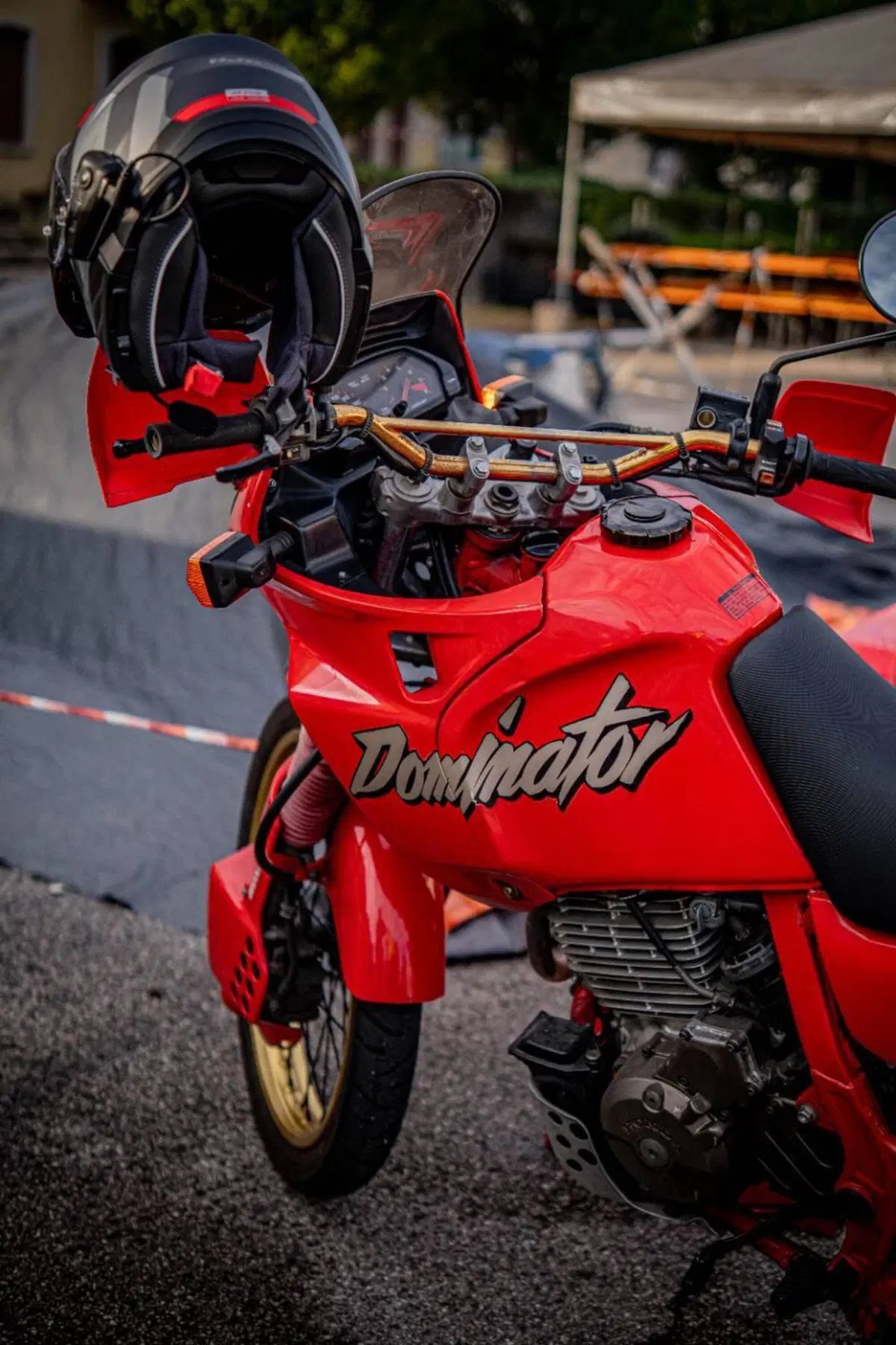 Honda NX 650 DOMINATOR (4)