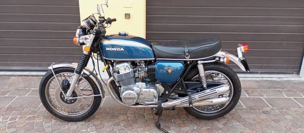 Honda CB 750 FOUR K2 (2)