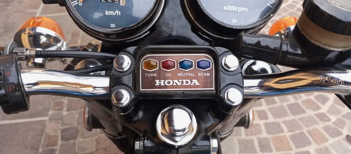 Honda CB 750 FOUR K2 (17)